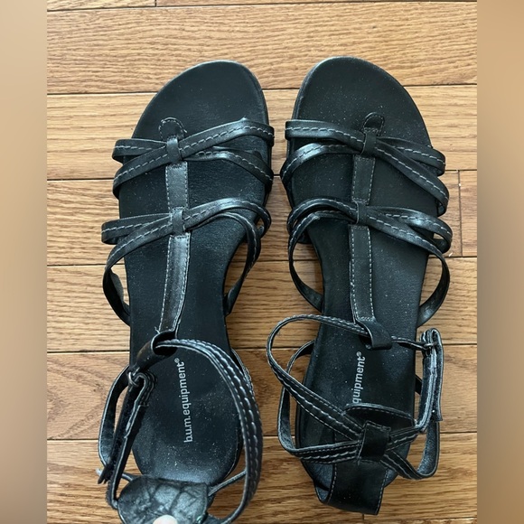 [8] BUM equipment Black Strap Sandal WMN - Picture 1 of 5